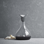 Georg Jensen Wine Carafe viinikarahvi 3586671 viinilasi, muotoiltu viinin parhaisiin ominaisuuksiin.