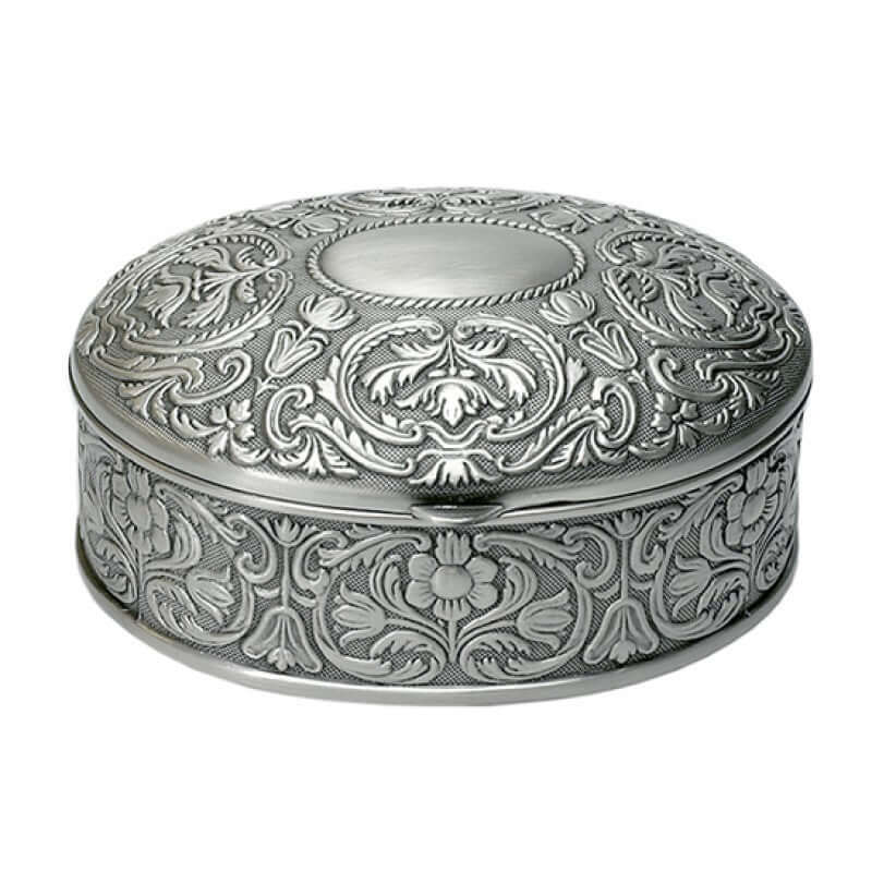 Korurasia ornamenttikuviolla 078775