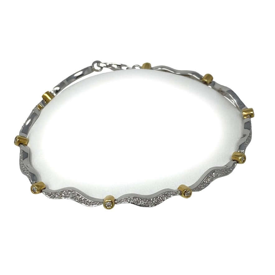 Kaksivärinen kultainen timantti rannekoru 045 ct - 19 cm