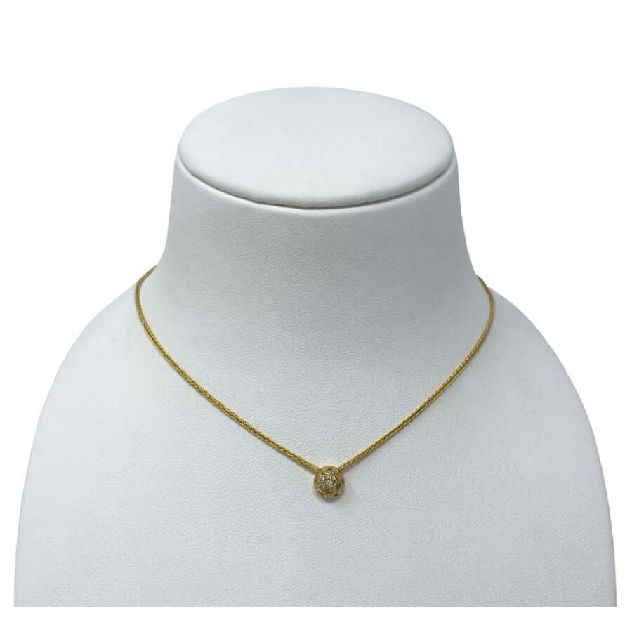 Kultaketju zirkoniriipuksell