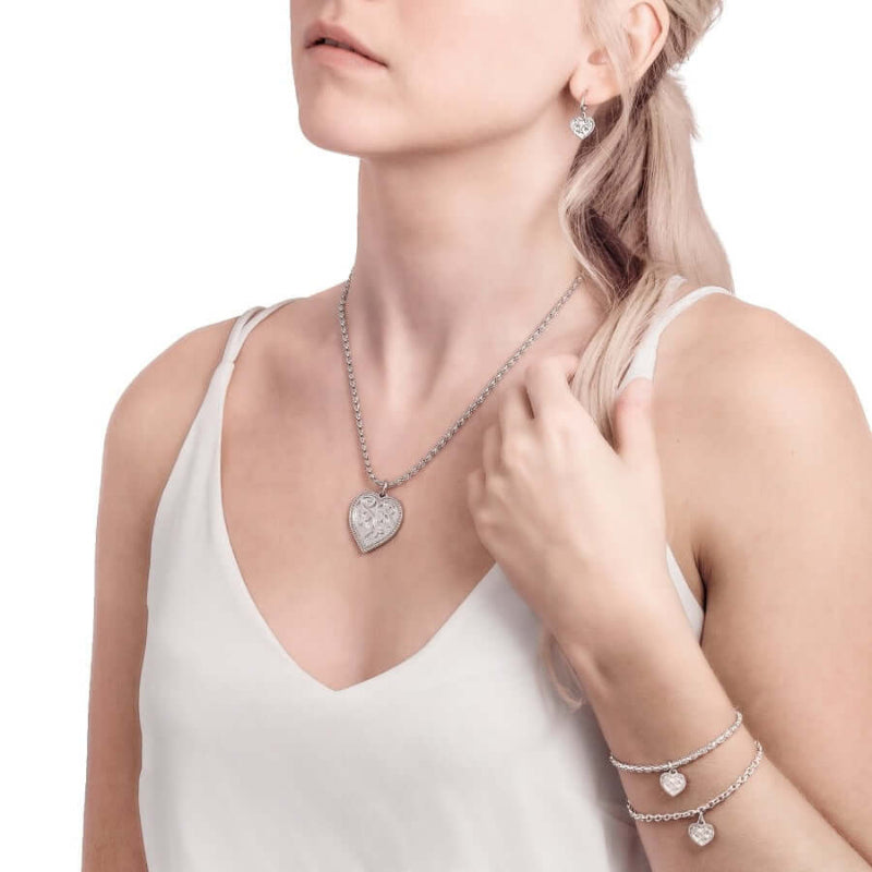 Lumoava Hento rannekoru kimaltavalla ketjulla L53191000180