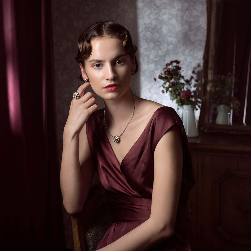  Lumoava Hurma kaulakoru