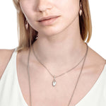 Lumoava Nefer riipus L56191420000
