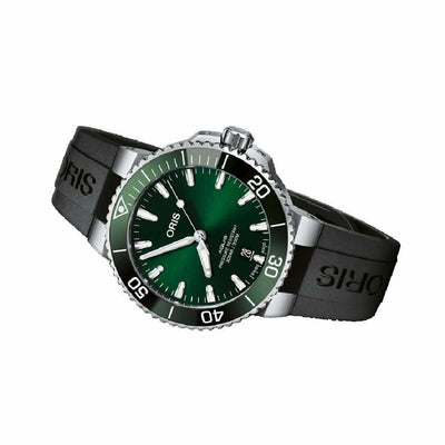 Oris Aquis Date 01 733 7766 4157-07 4 22 64FC