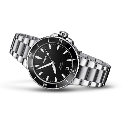 Oris Aquis Naisten kello