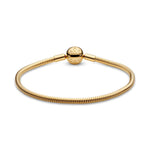 Pandora Moments Shine Smooth Clasp Rannekoru 568748C00