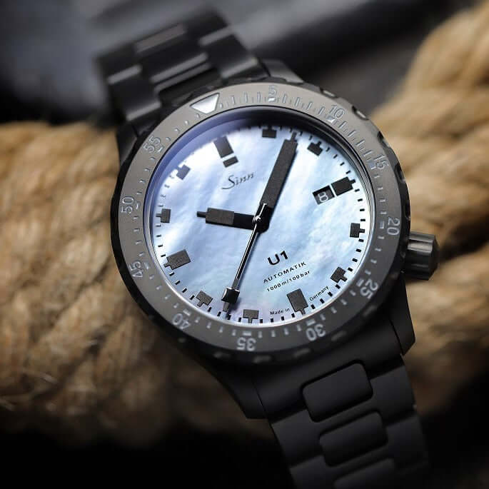 Sinn U1 S Mother-of-Pearl S kello